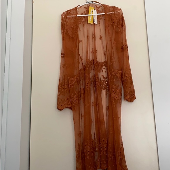 Lace over coat - Picture 1 of 2